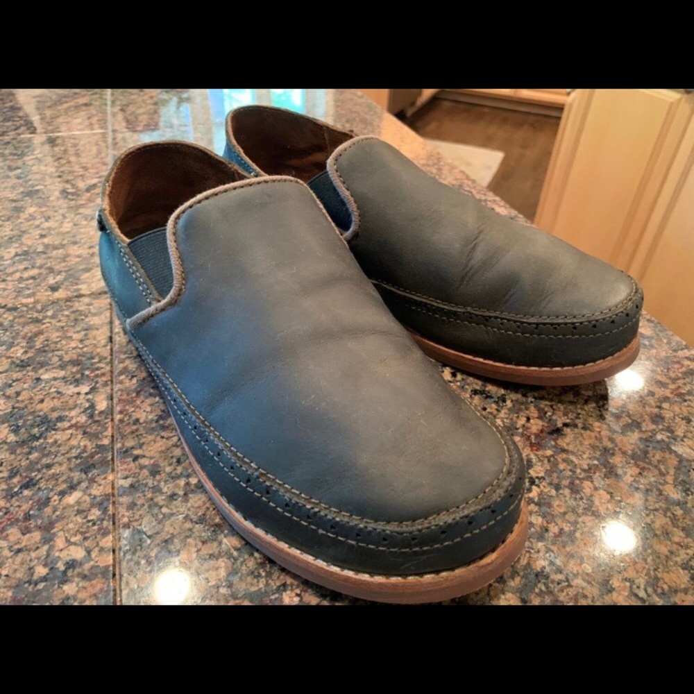 🌊 OluKai Honolulu Leather slip on loafers 🌊